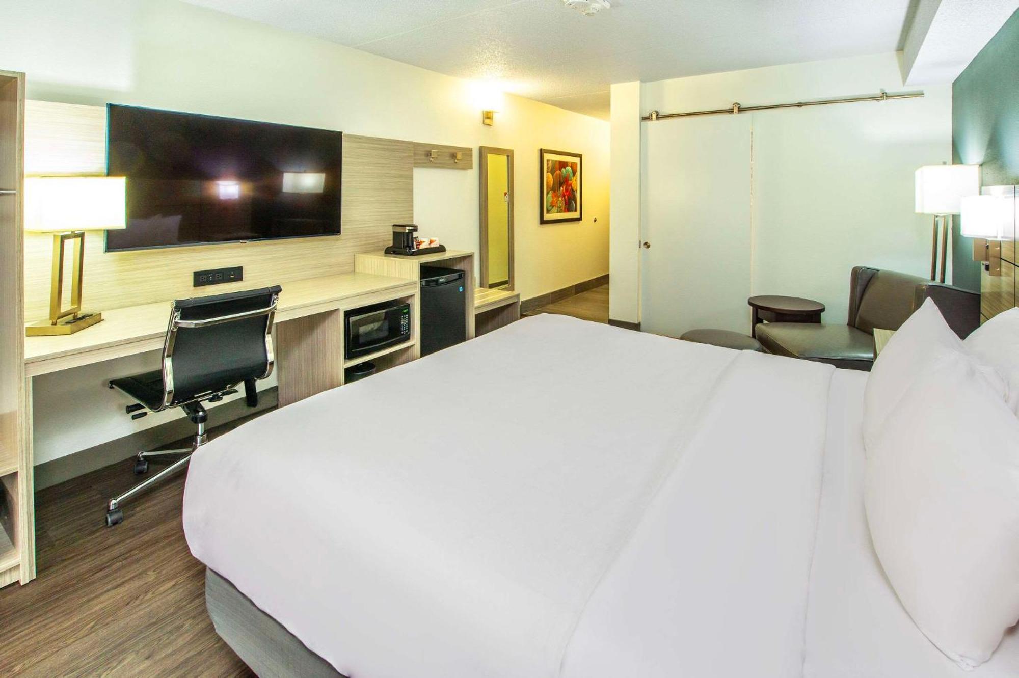 Quality Inn Leamington Exterior photo
