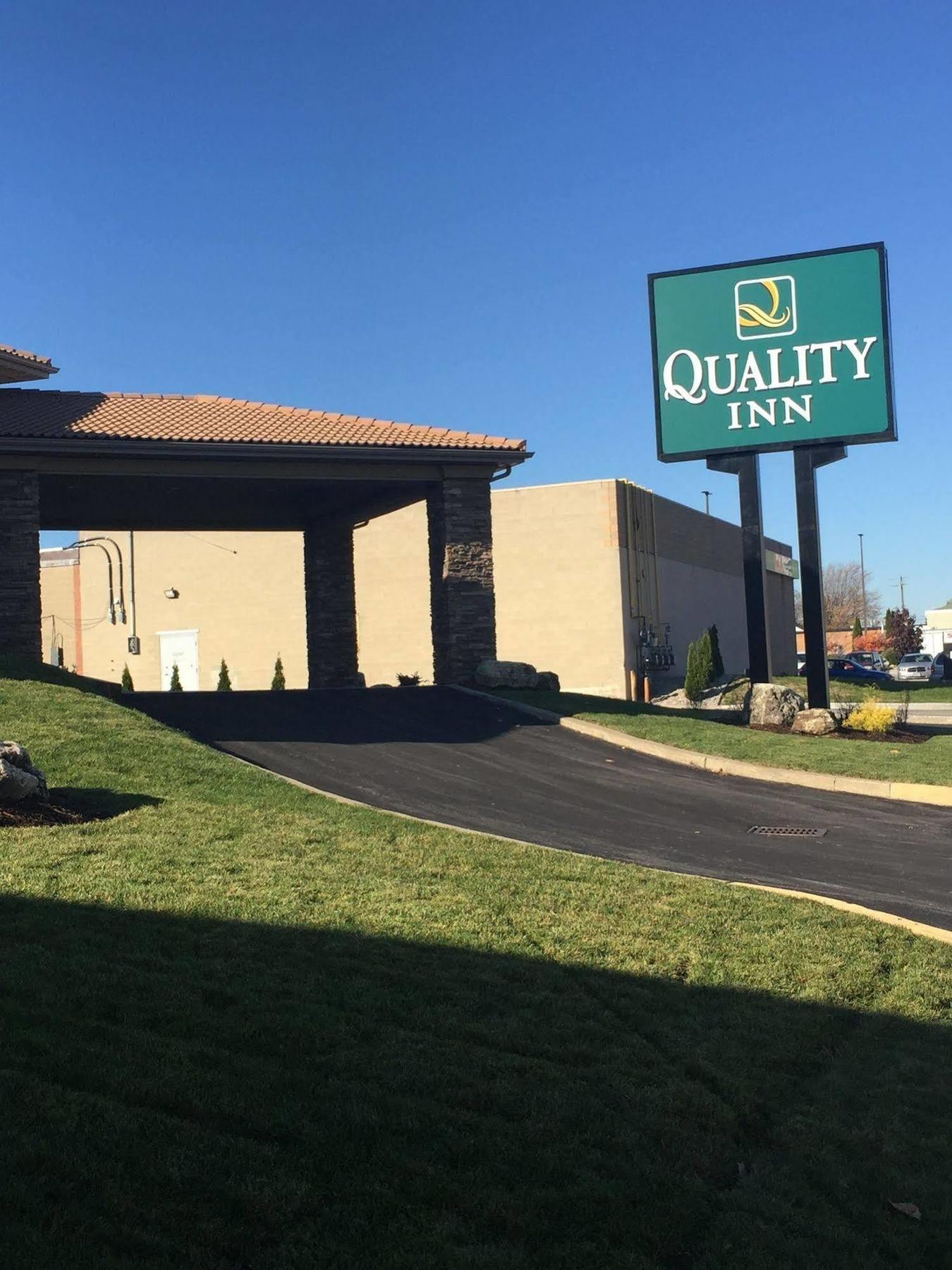 Quality Inn Leamington Exterior photo